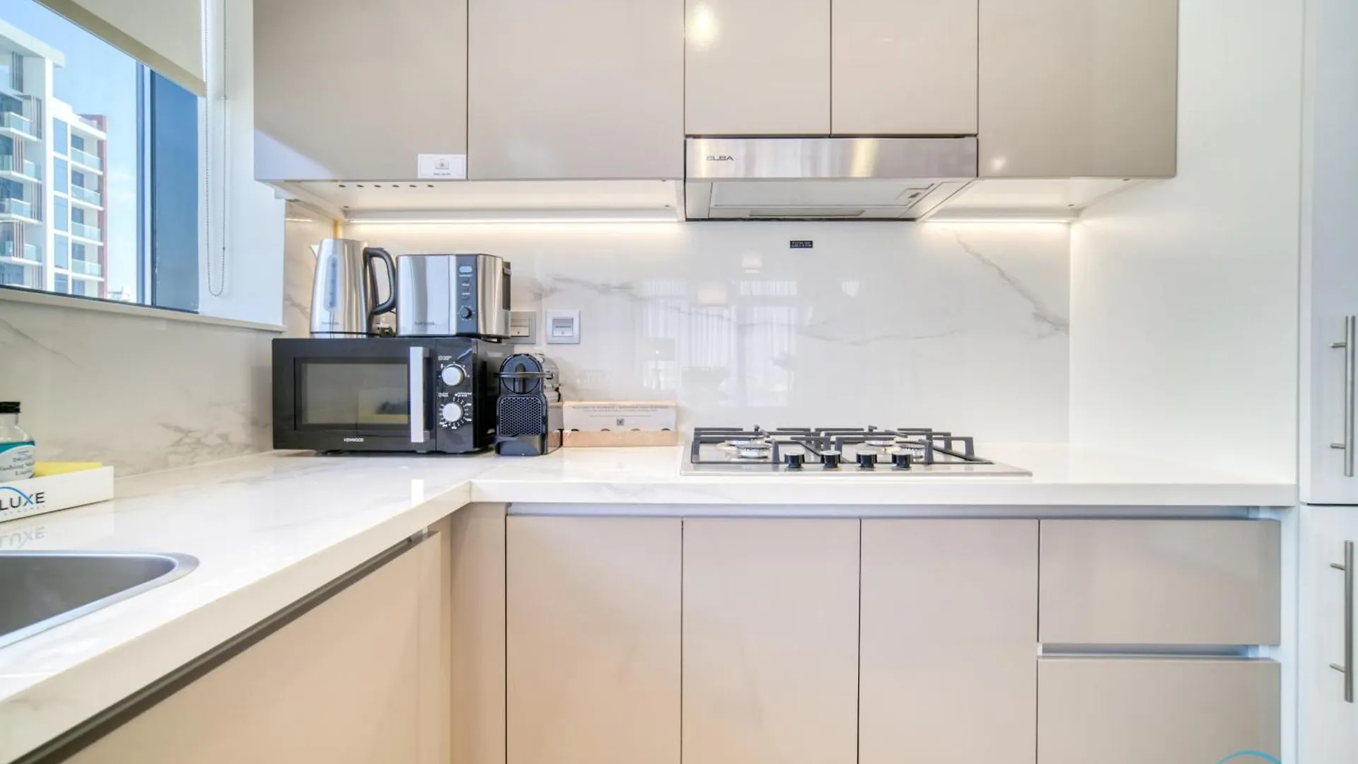 Decent 1Br At Azizi Riviera 17, Al Merkadh By Deluxe Holiday Homes Dubai Apartment
